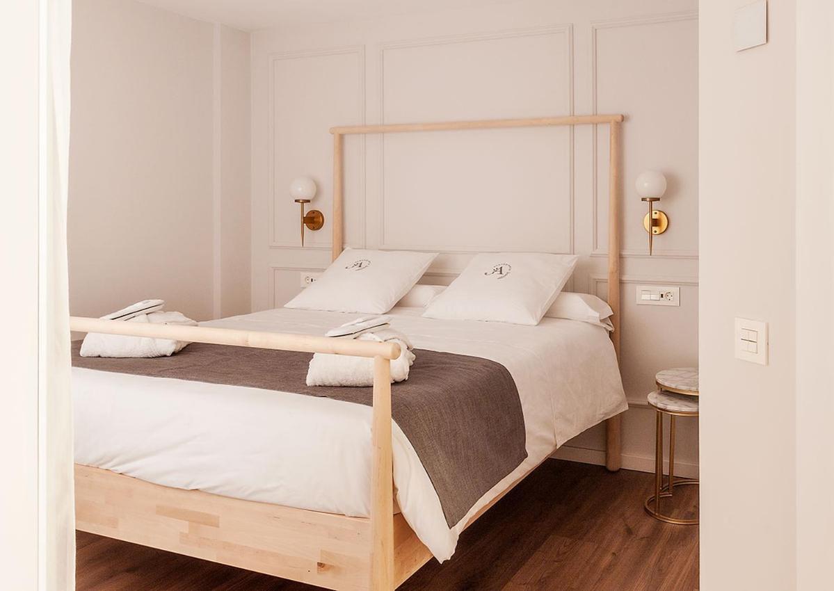 Aniana Alojamiento Boutique Logrono Luaran gambar