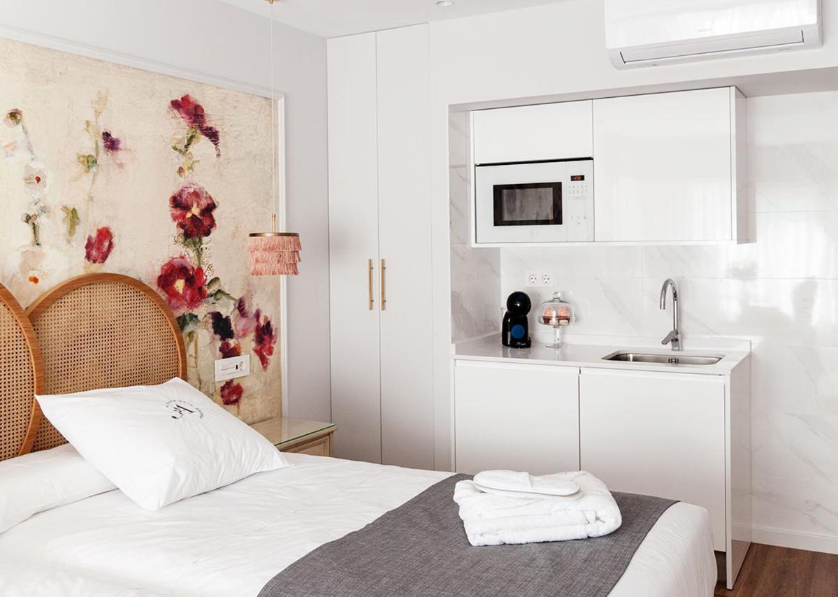 Aniana Alojamiento Boutique Logrono Luaran gambar