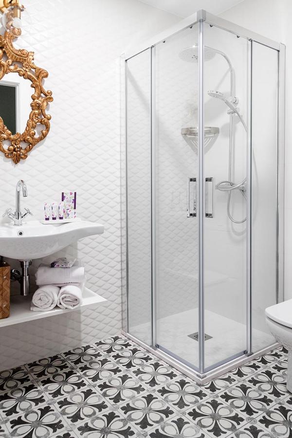 Aniana Alojamiento Boutique Logrono Luaran gambar