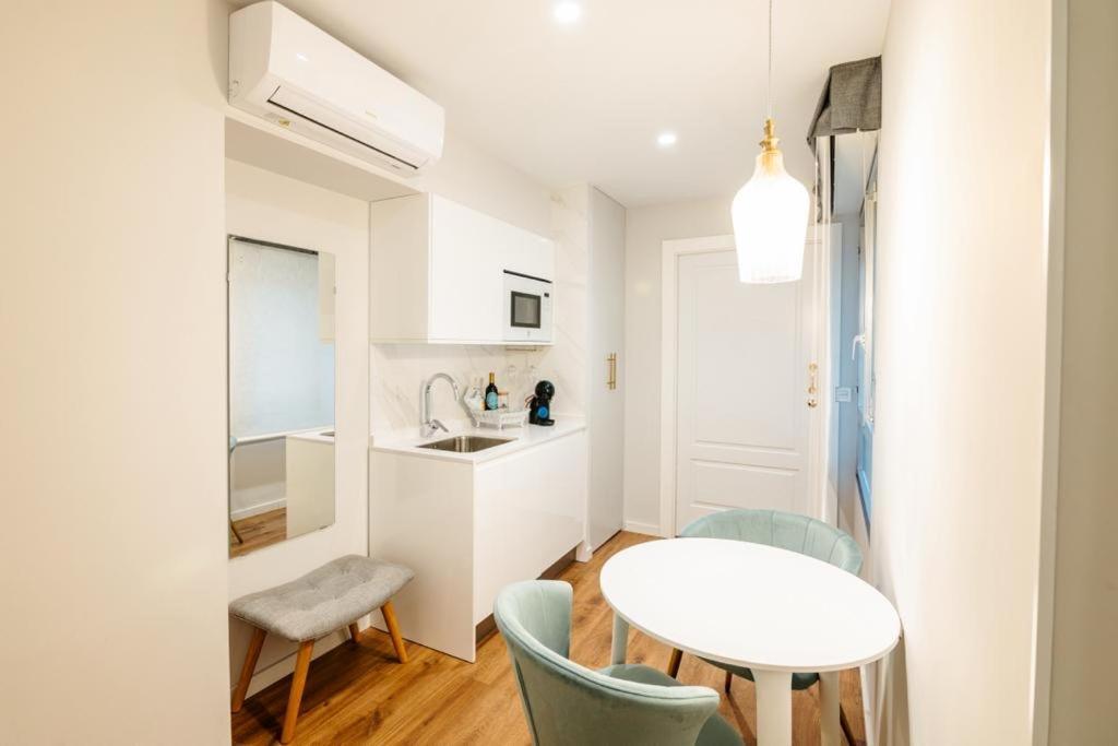 Aniana Alojamiento Boutique Logrono Luaran gambar